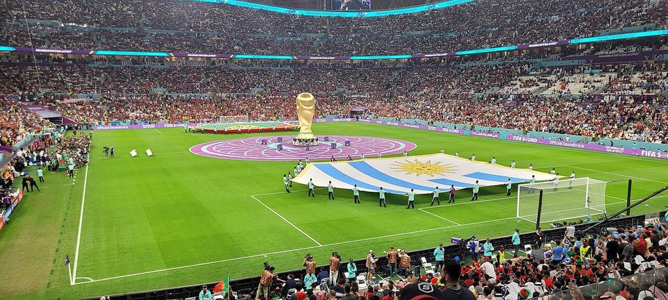 伟德体育 · 看台氛围（资料示意）